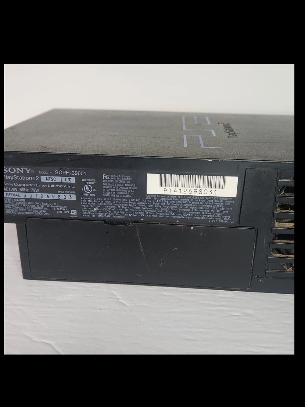 PlayStation 2 Fat Console Only PARTS AND REPAIR ONLY SEE Description Model 39001 - Picture 3 of 5
